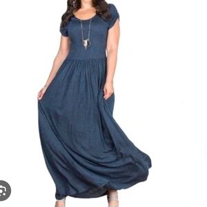 Matilda Jane women’s blue Curtain Call Maxi Dress size small